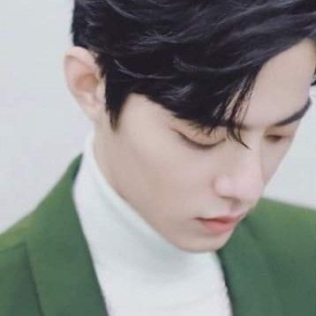 Behind-the-scenes cut of Xiao Zhan