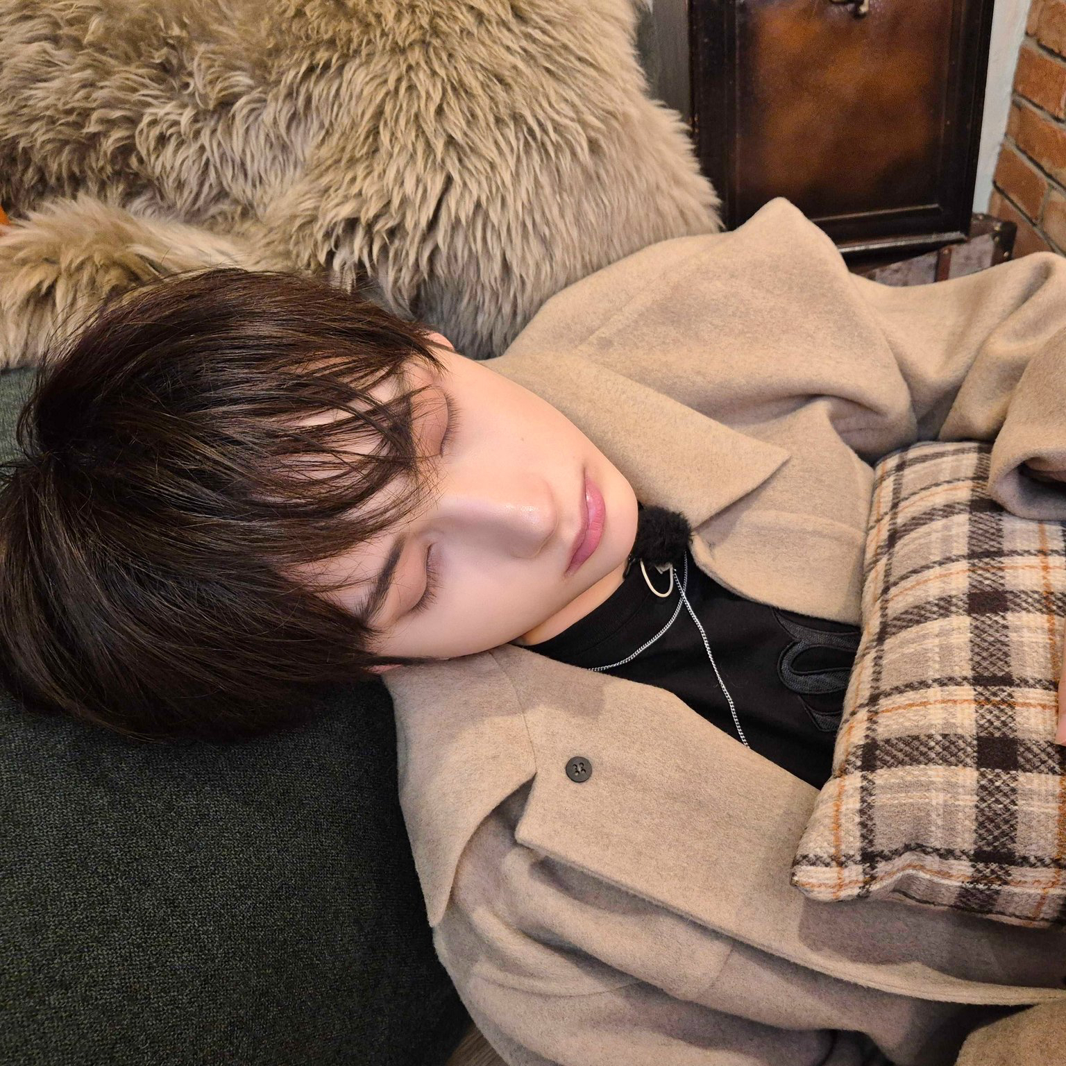 휴닝카이 (투모로우바이투게더)의 비하인드 컷