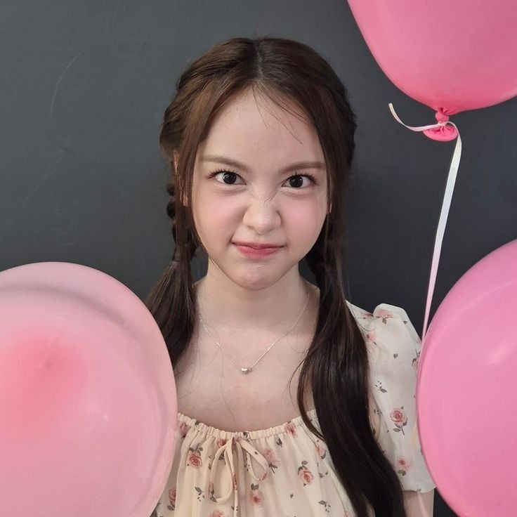 カルメン (Hearts2Hearts)の最近の活動写真