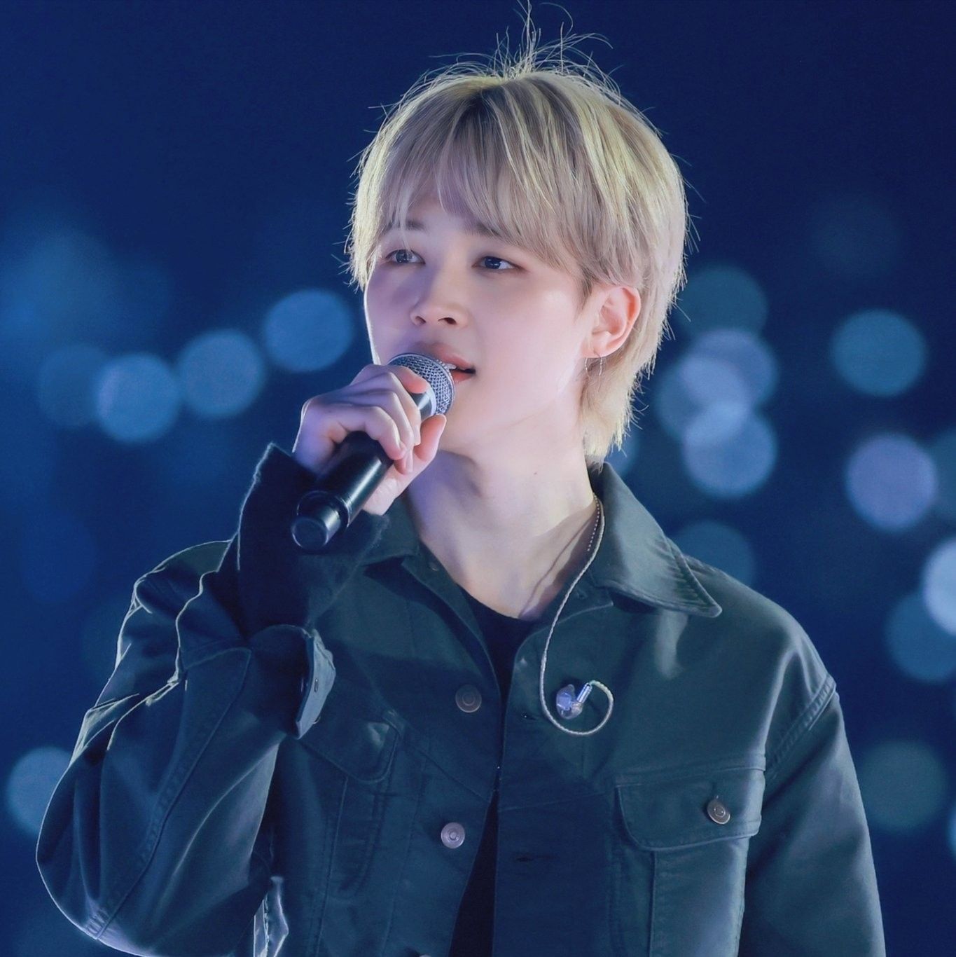 지민 (방탄소년단)의 최신 사진