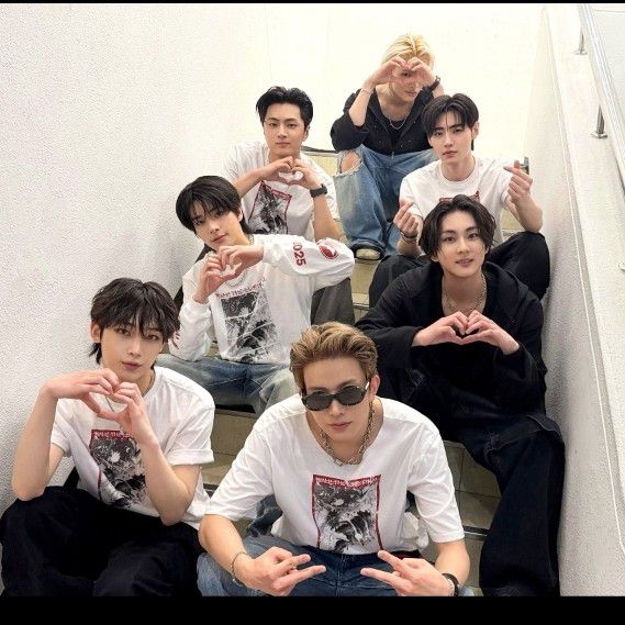 Recent activity shot of ENHYPEN