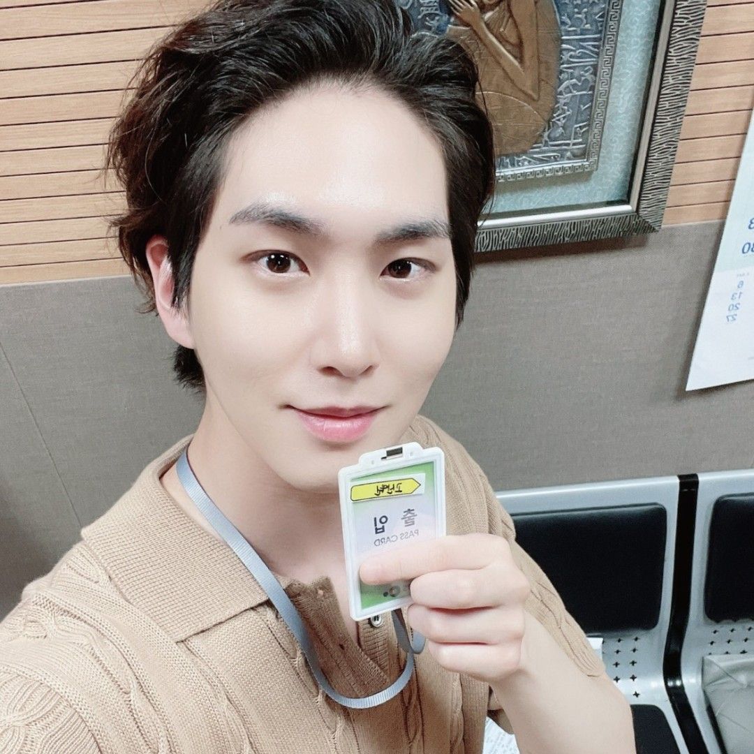Behind-the-scenes cut of Shinwon (PENTAGON)