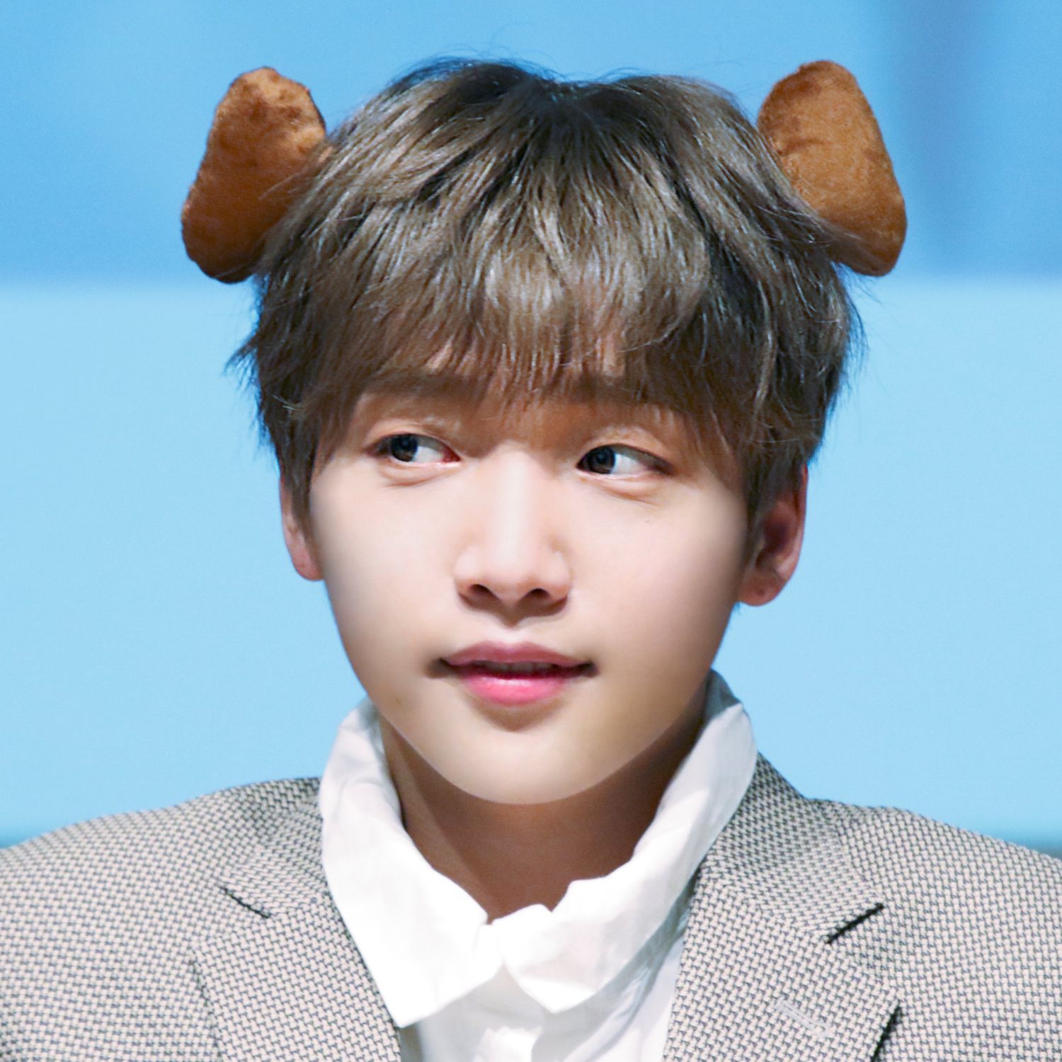 A moment captured by Jeong Sewoon's fan