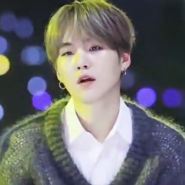 Latest photo of SUGA (BTS)