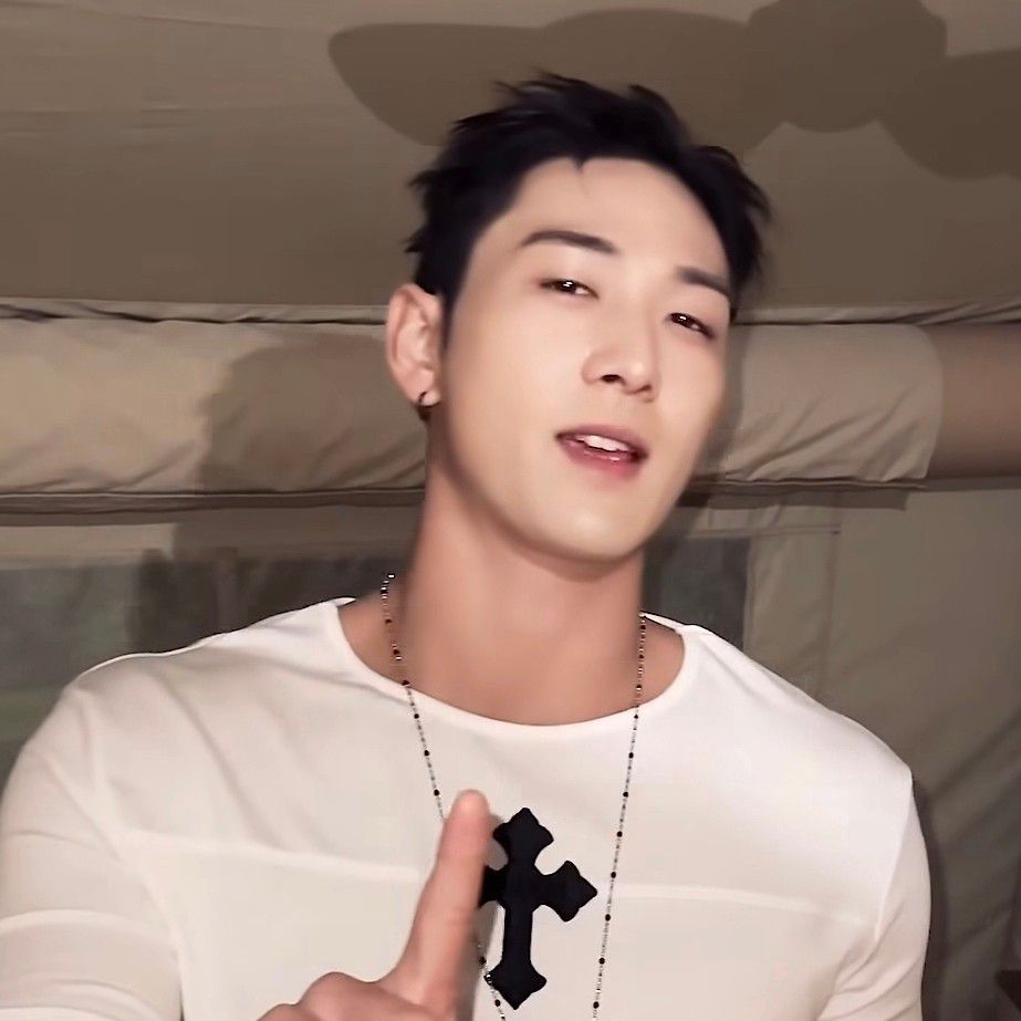 A moment captured by Baekho's fan