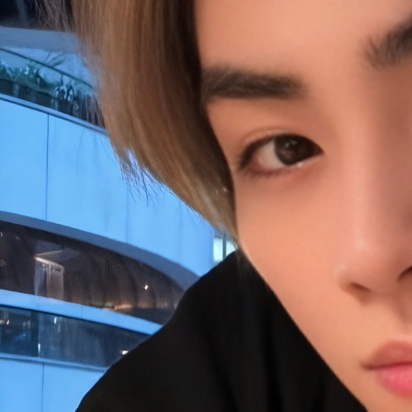 A moment captured by XIAOJUN (WayV)'s fan