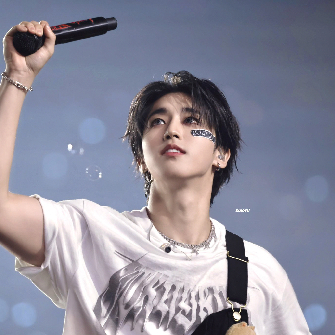 Behind-the-scenes cut of HAN (Stray Kids)