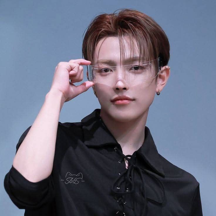 홍중 (에이티즈) 최근 활동샷