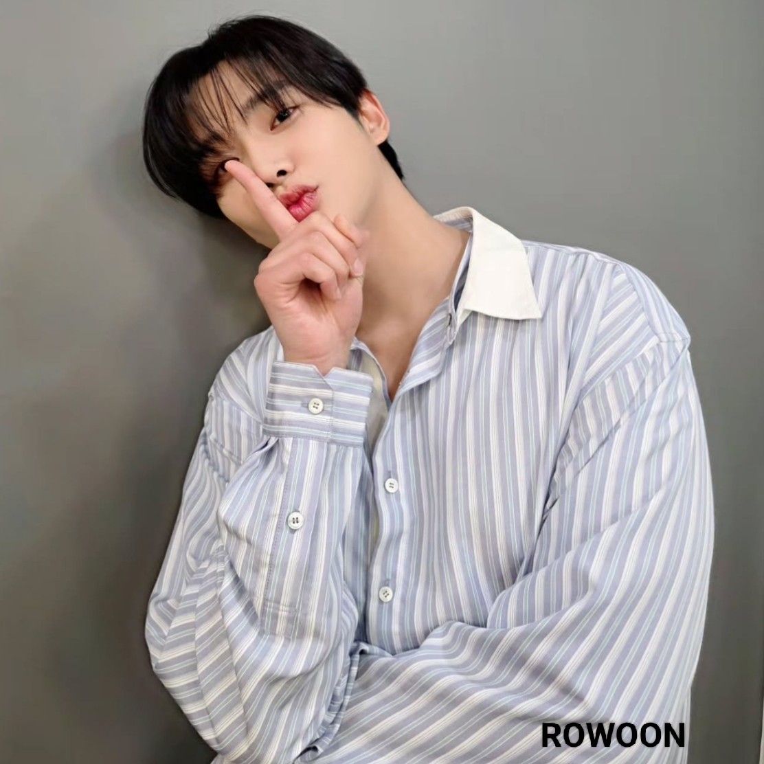 A moment captured by Rowoon's fan