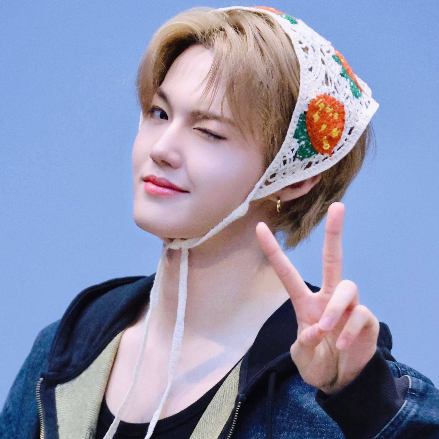 Behind-the-scenes cut of Doyoung (TREASURE)