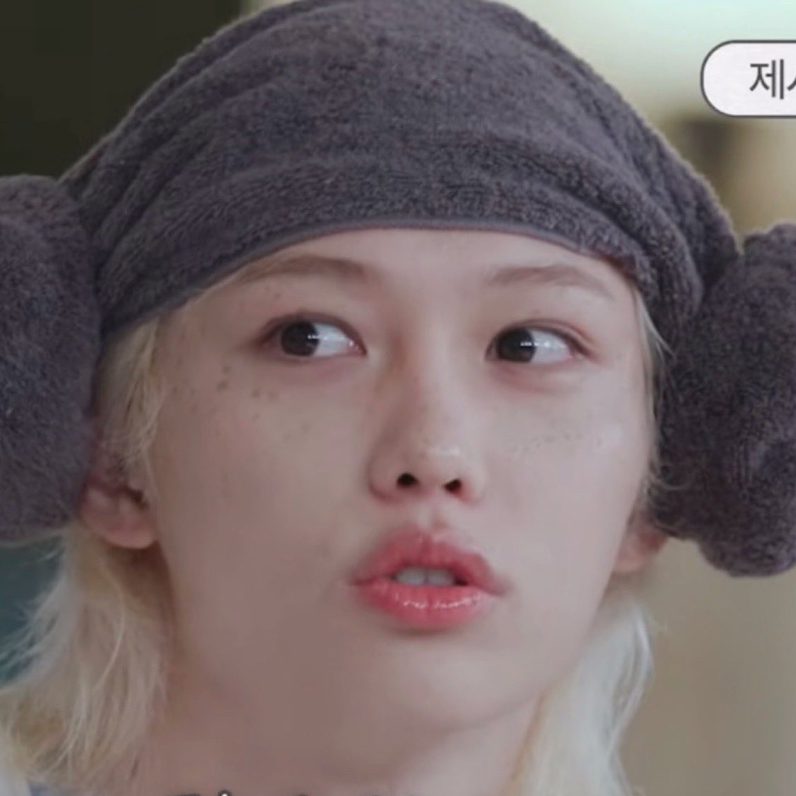 Latest photo of Felix (Stray Kids)