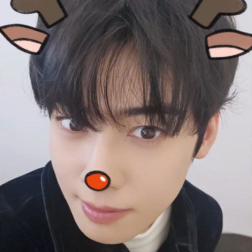 A moment captured by Eunwoo (ASTRO)'s fan