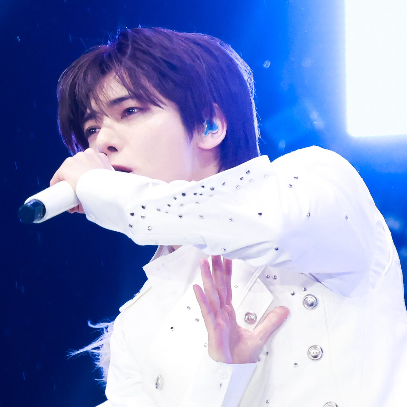 太顯 (TOMORROW X TOGETHER)的最新照片