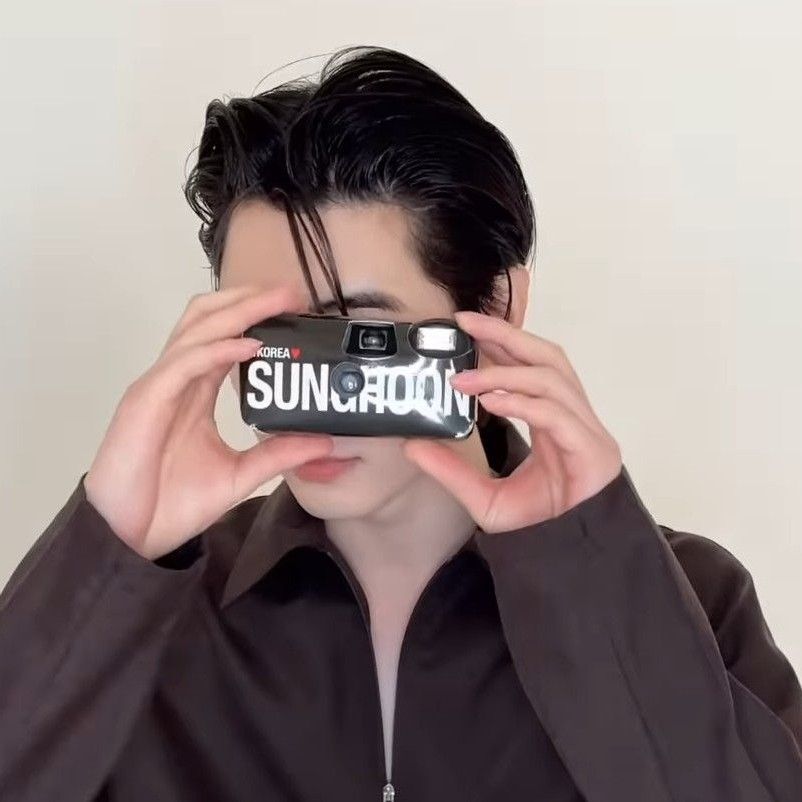 A moment captured by Sunghoon (ENHYPEN)'s fan