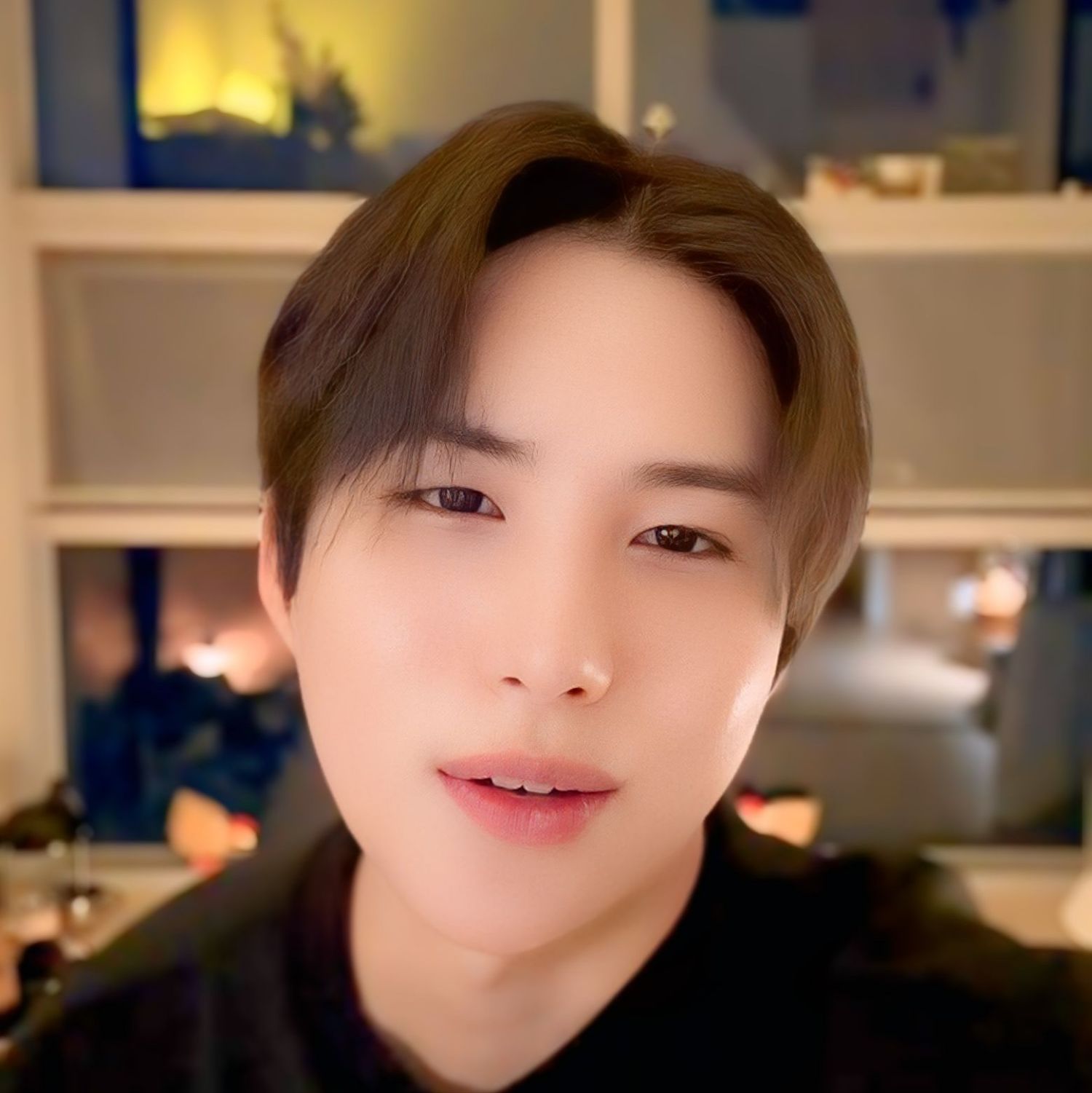 A moment captured by Wow (A.C.E)'s fan