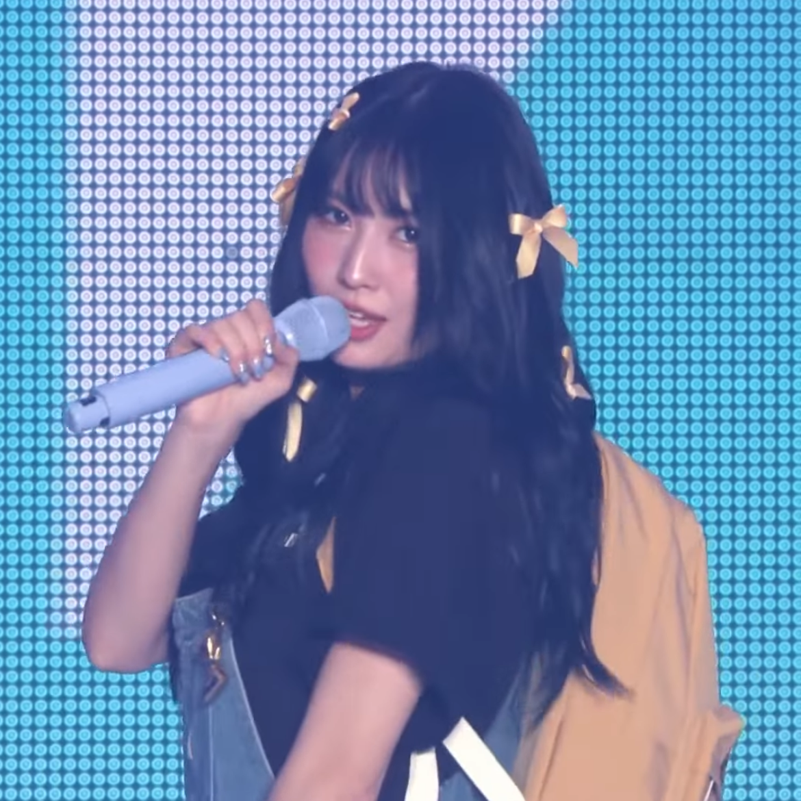 Momo (TWICE)的最新照片