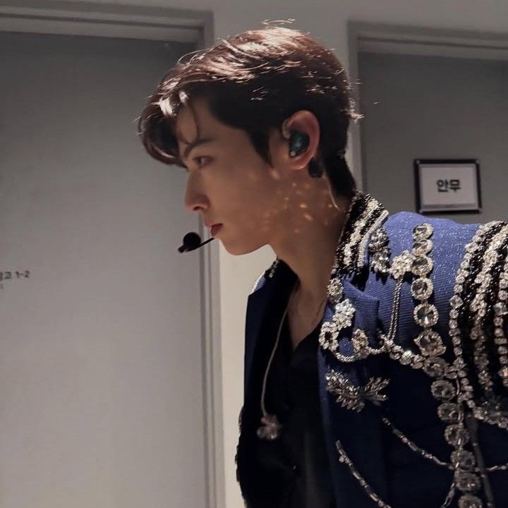 아스트로 최근 활동샷