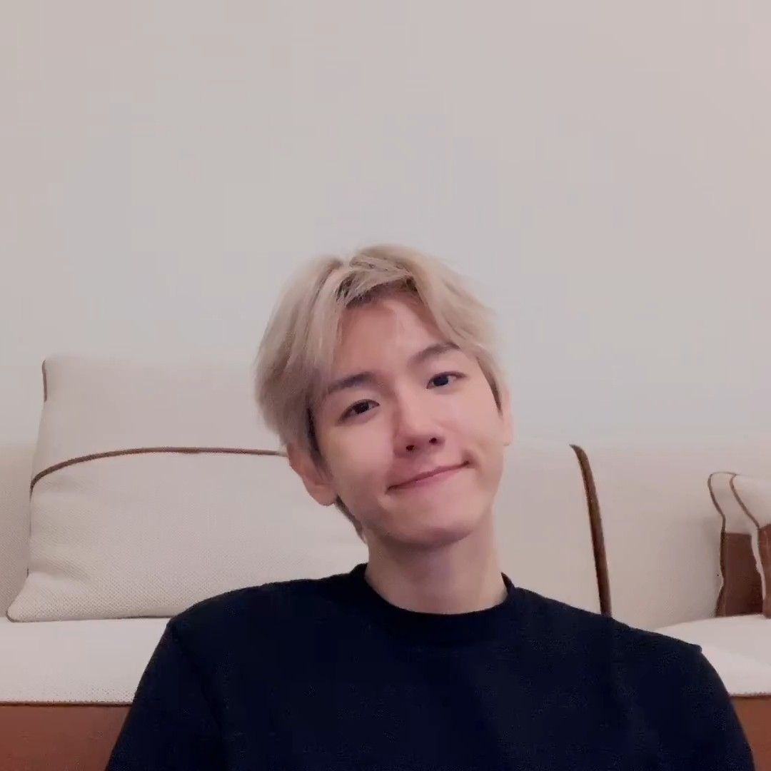 Behind-the-scenes cut of Baekhyun (EXO)