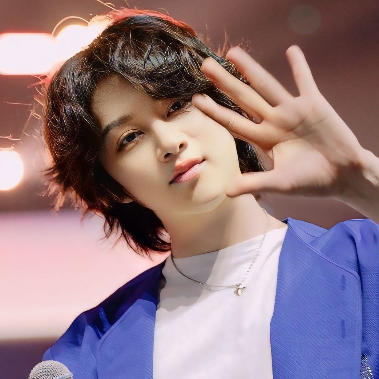 Latest photo of Heechul (Super Junior)