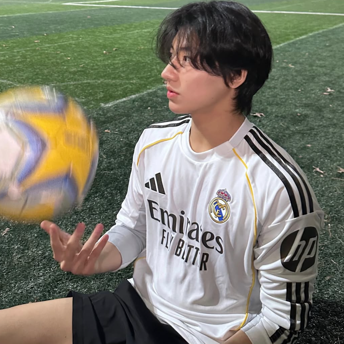 A moment captured by Yang Donghwa (POLARIX)'s fan