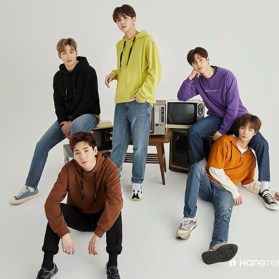 Behind-the-scenes cut of NU'EST