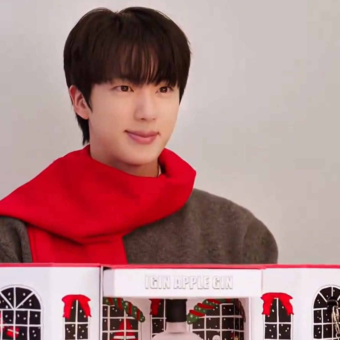 진 (방탄소년단) 최근 활동샷