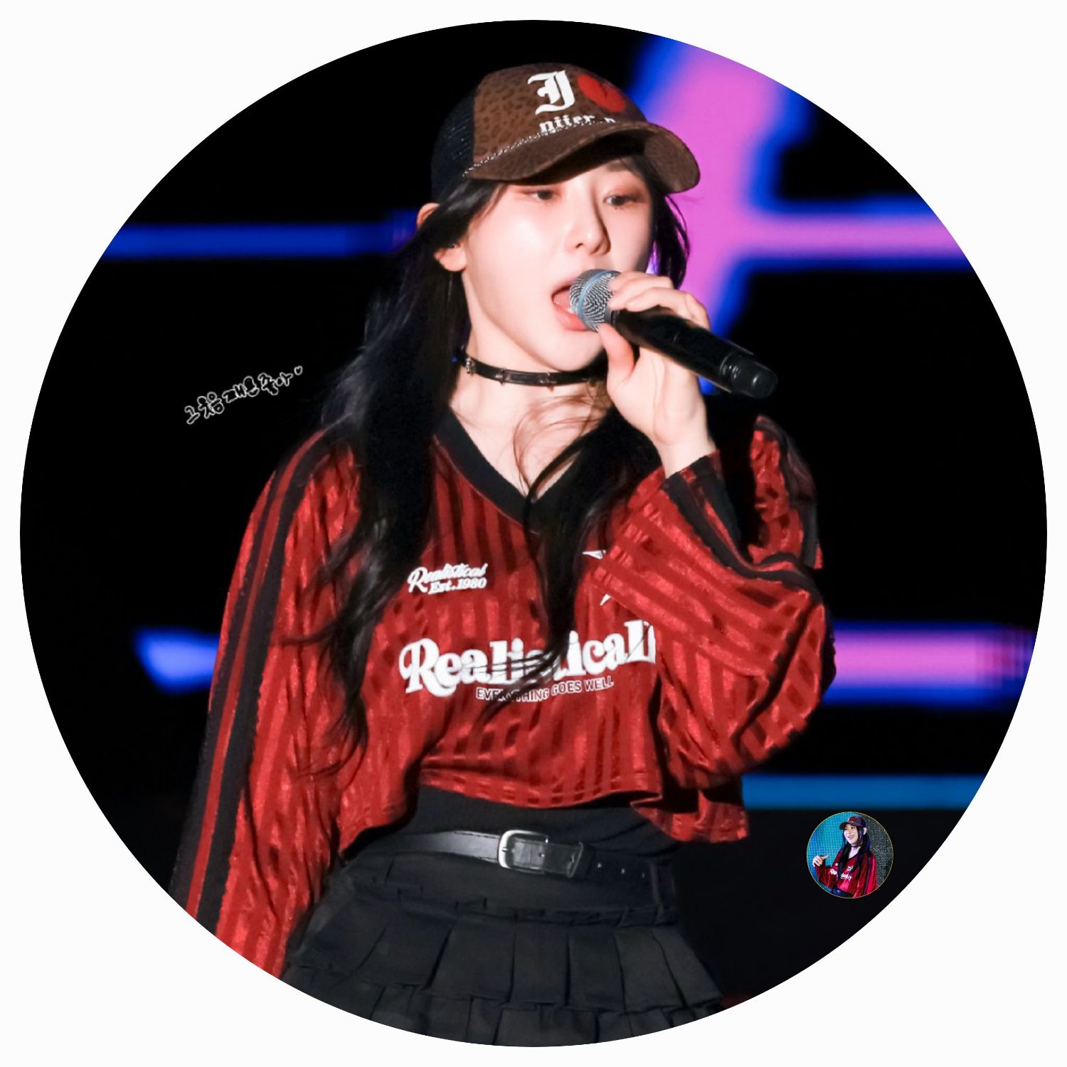 Recent activity shot of Lee Chaeyeon