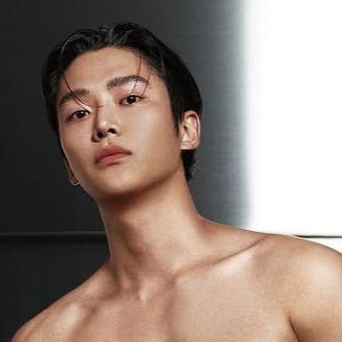 A moment captured by Rowoon's fan