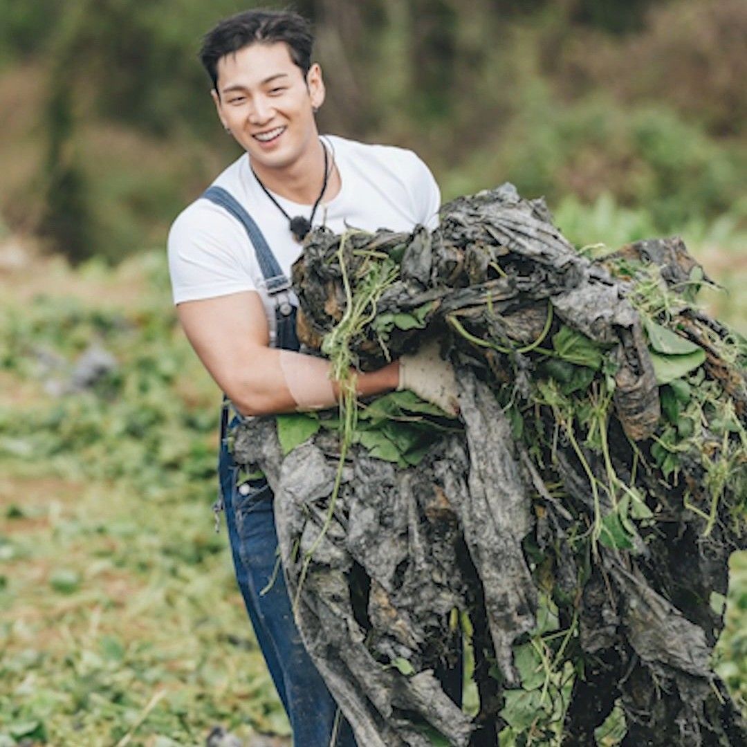백호의 비하인드 컷