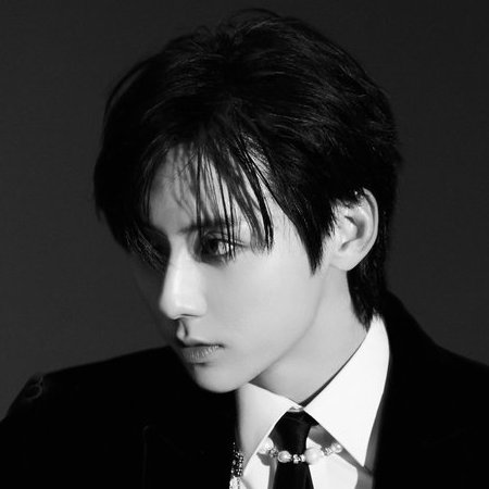 Recent activity shot of Hwang Minhyun