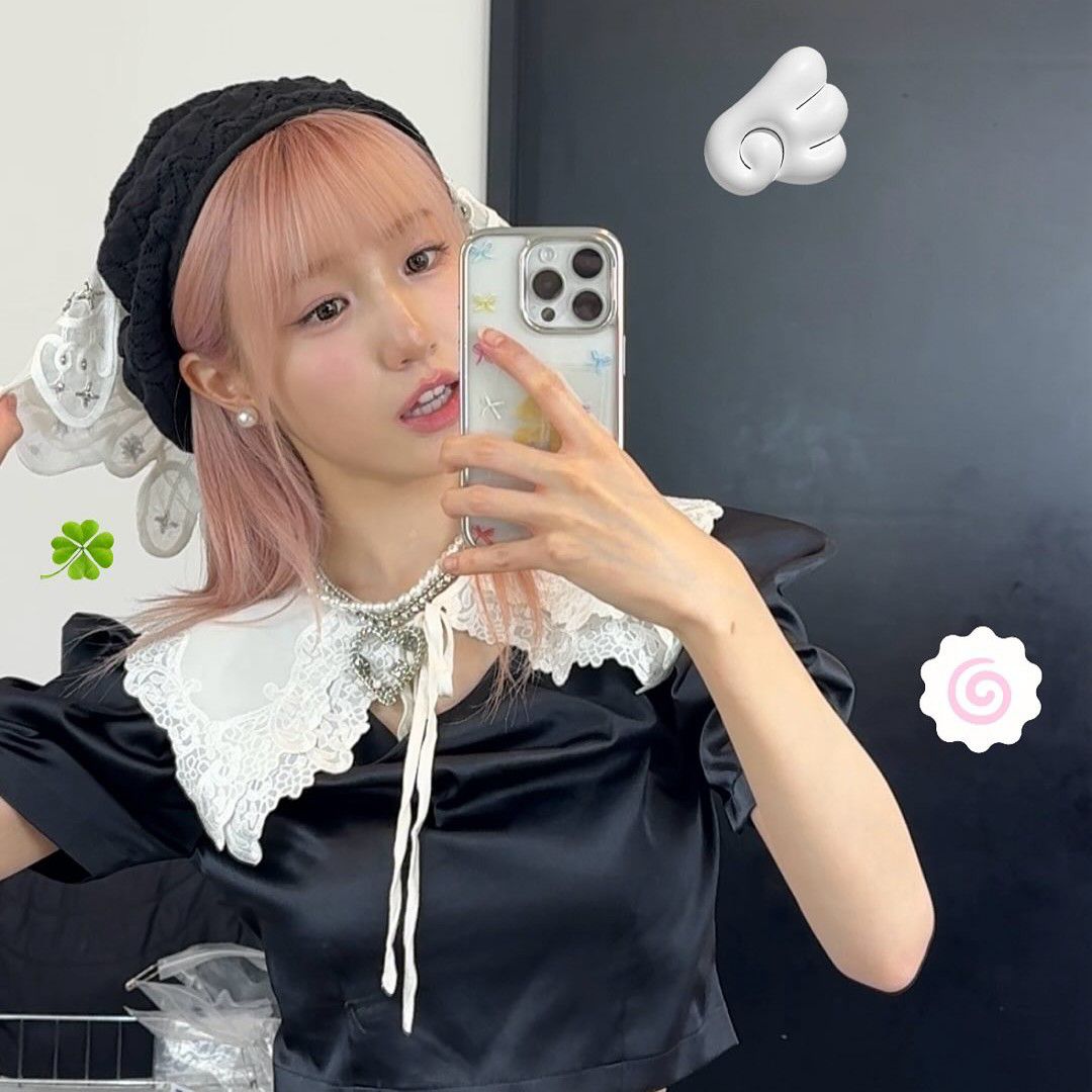 Behind-the-scenes cut of Hitomi (SAY MY NAME)