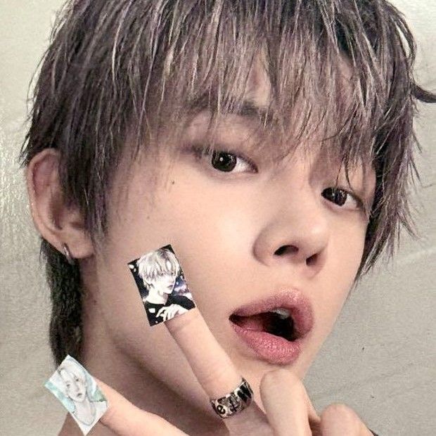 Foto terbaru Yeonjun (TOMORROW X TOGETHER)