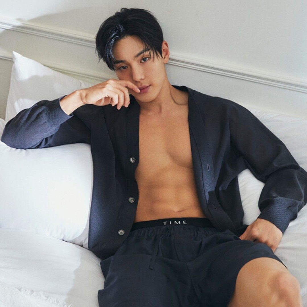 Foto terbaru Shownu (MONSTA X)