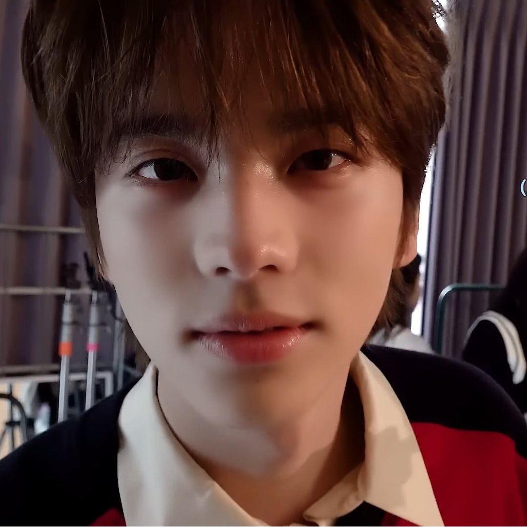 Behind-the-scenes cut of Shinyu (TWS)