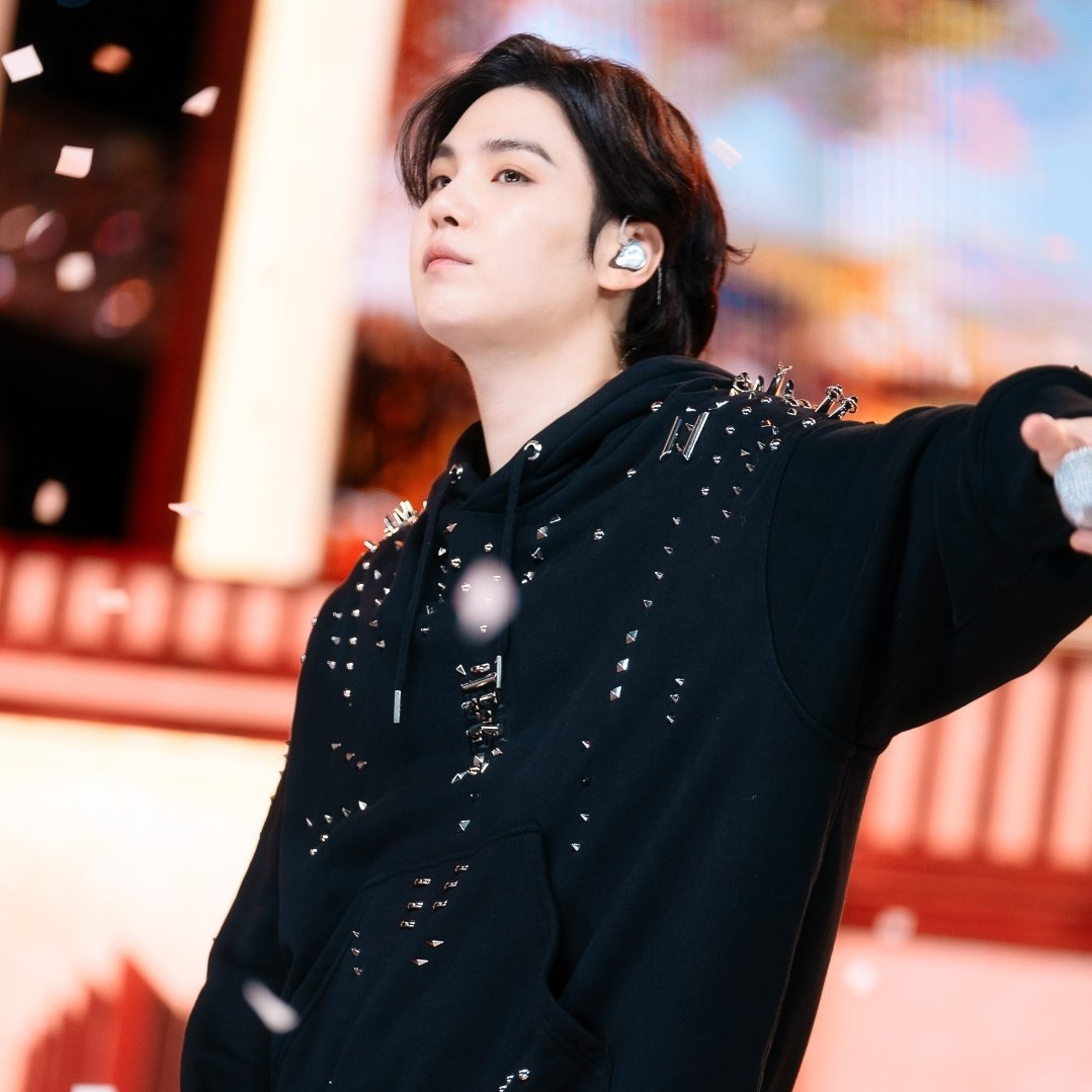 A moment captured by SUGA (BTS)'s fan