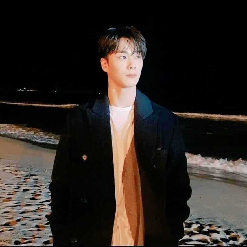Behind-the-scenes cut of Moonbin (ASTRO)