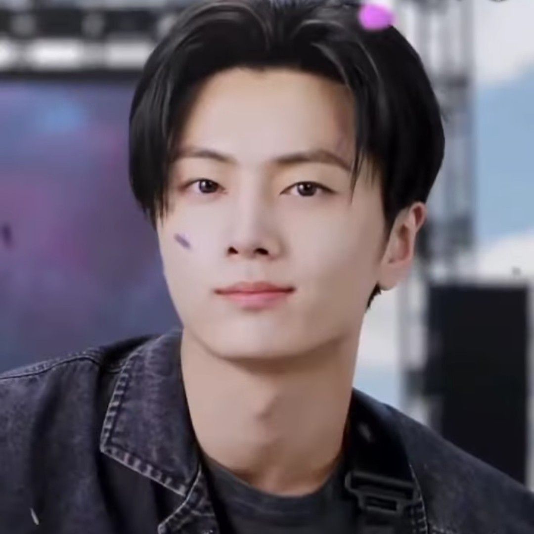 Latest photo of Jay (ENHYPEN)