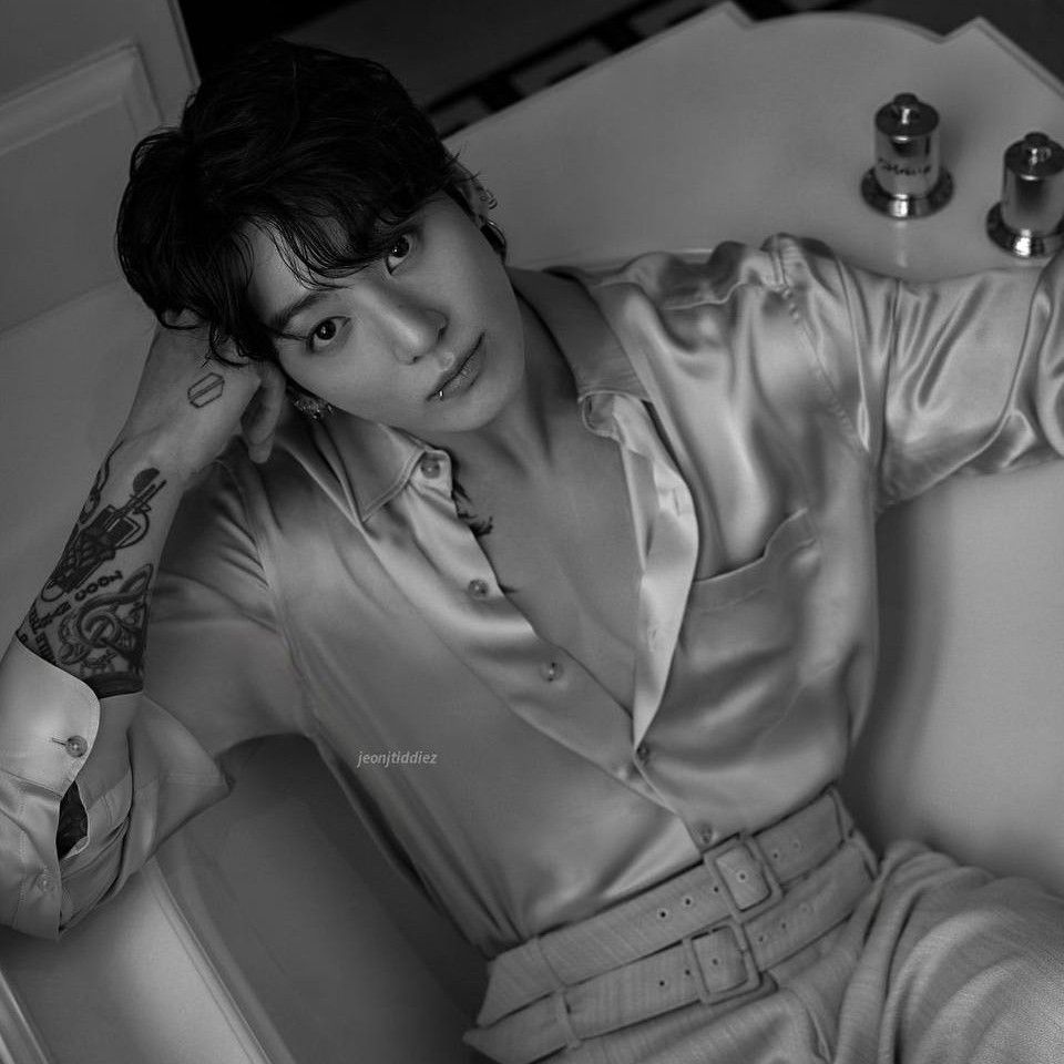 Momen yang diabadikan oleh penggemar Jungkook (BTS)