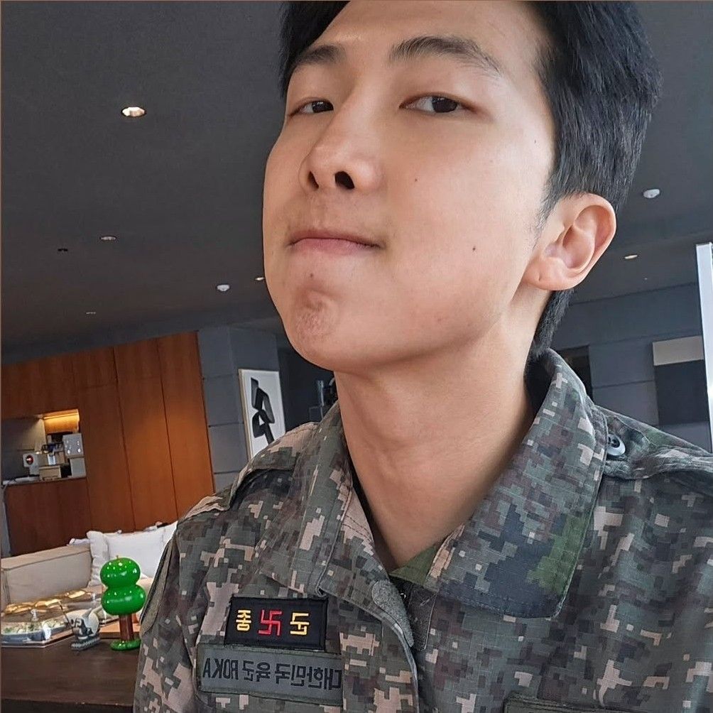 RM (防彈少年團)的幕後花絮