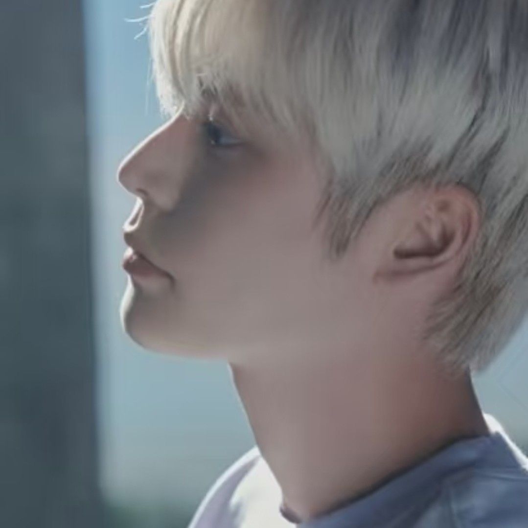 Behind-the-scenes cut of Eunseok (RIIZE)