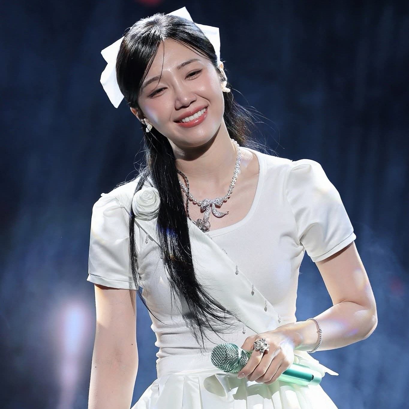 Potret di balik layar Jeong Eunji (Apink)