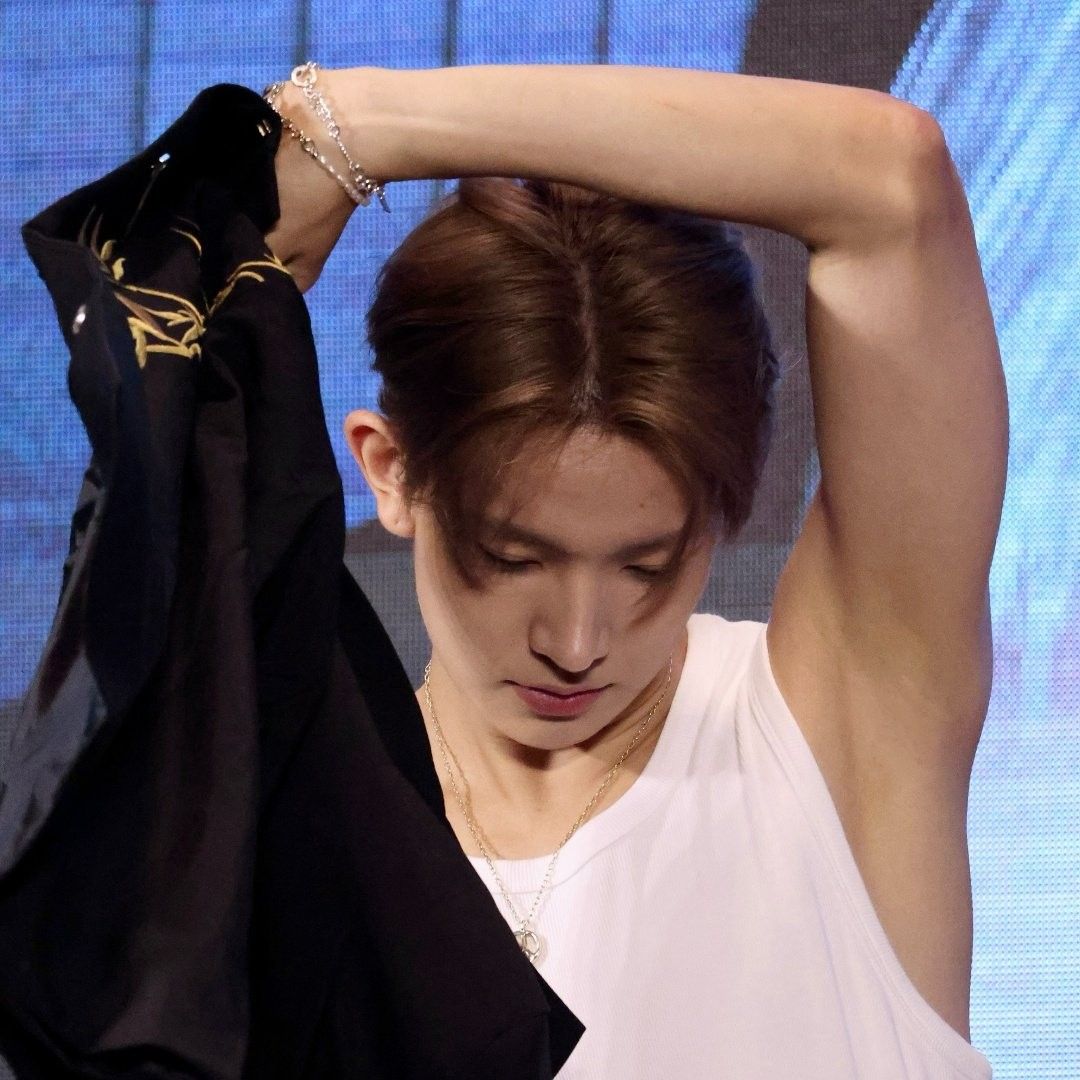 Latest photo of Heeseung (ENHYPEN)