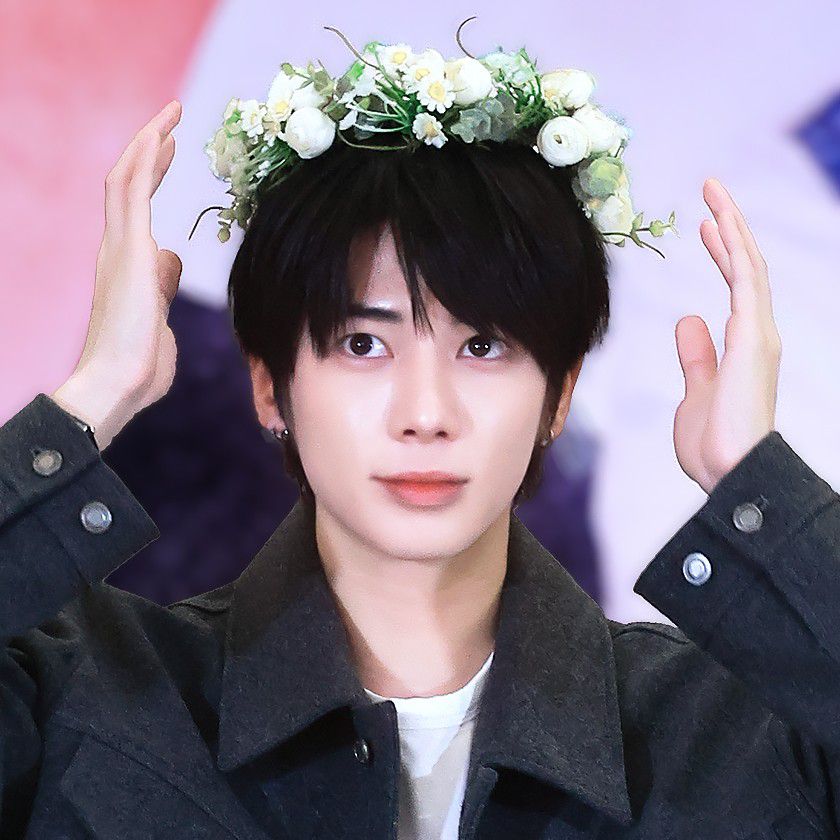 太顯 (TOMORROW X TOGETHER)的最新照片