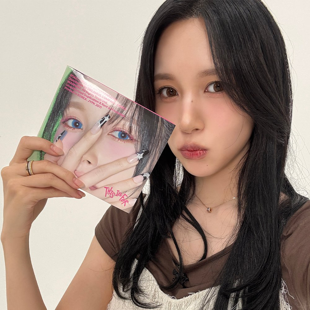Latest photo of Mina (TWICE)