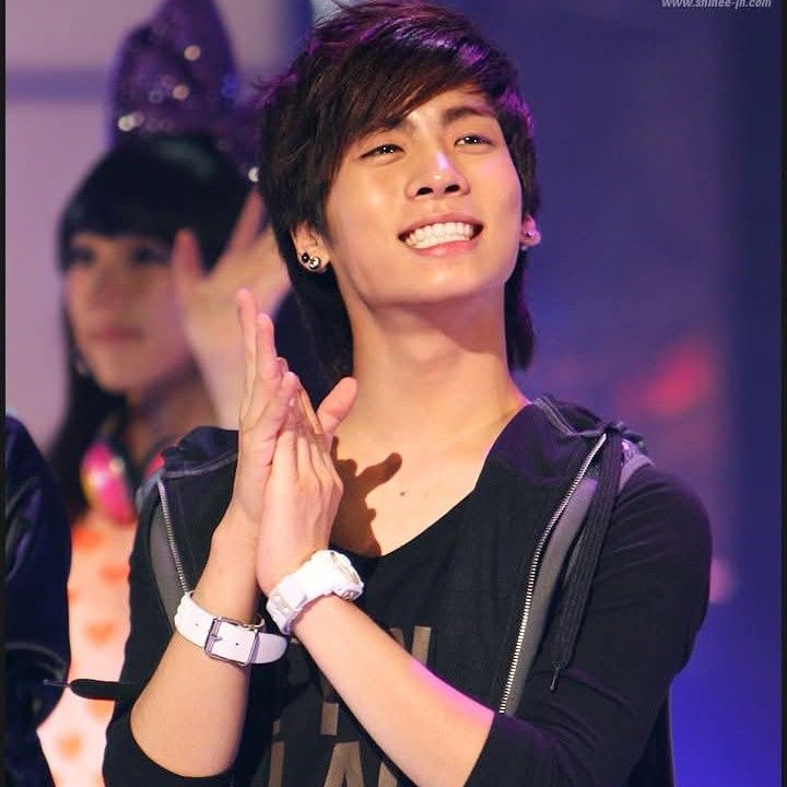 Behind-the-scenes cut of Jonghyun (SHINee)