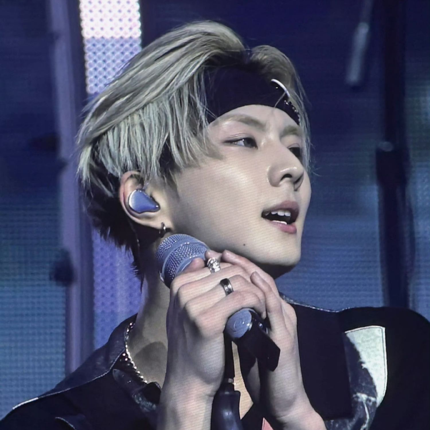 Recent activity shot of Jungwon (ENHYPEN)