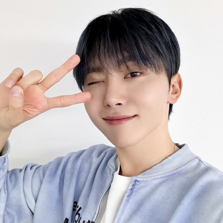 Recent activity shot of Seungkwan (SEVENTEEN)