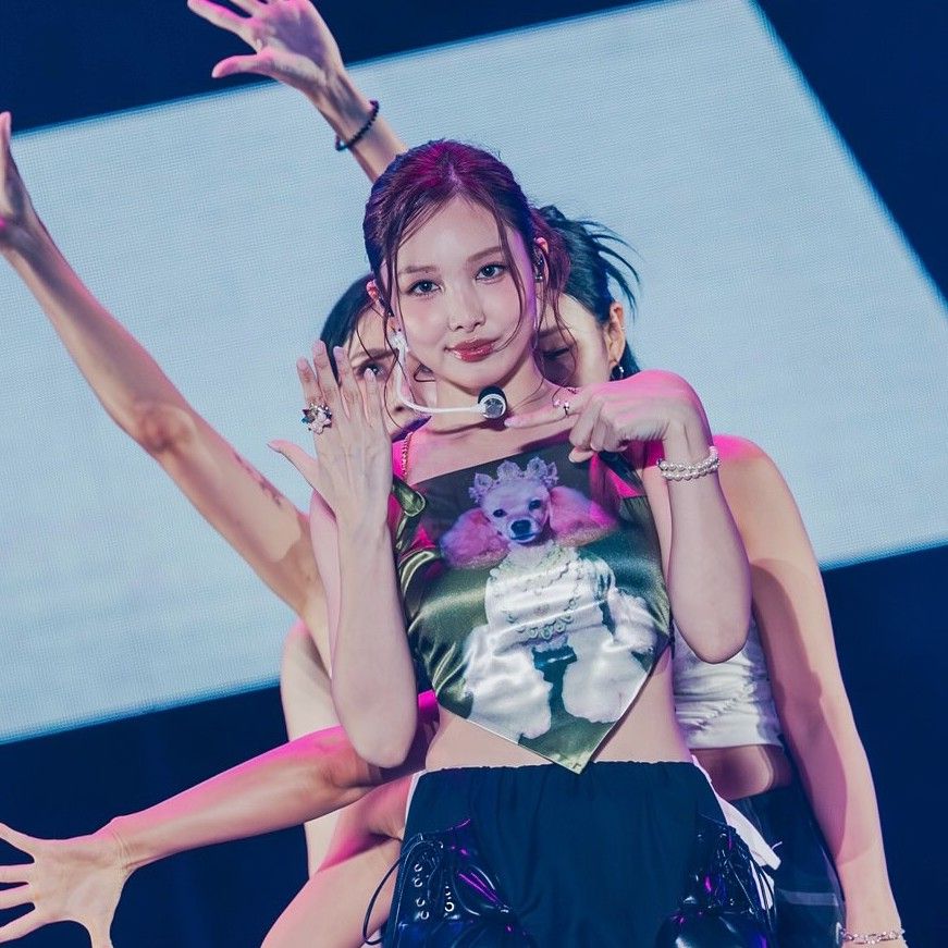 娜琏 (TWICE)的幕后花絮