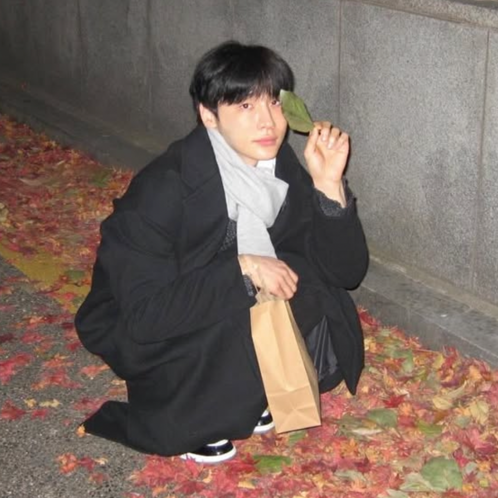 Recent activity shot of Jeon Woong (AB6IX)