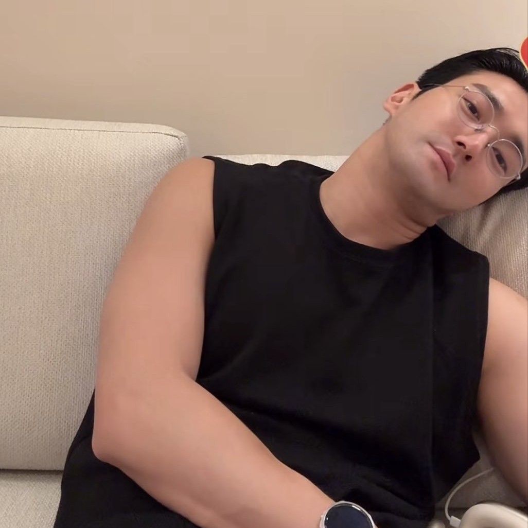 A moment captured by Siwon (Super Junior)'s fan